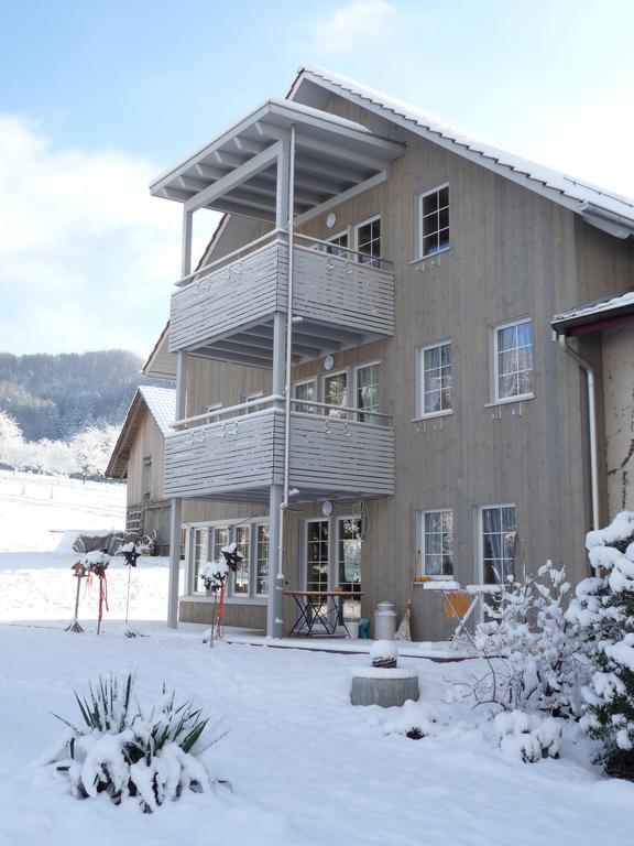 לינה וארוחת בוקר Turbenthal Gastehaus Zum Tulpenbaum מראה חיצוני תמונה